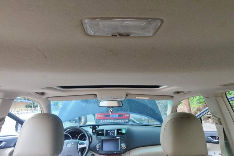 Used Toyota Highlander 2012 3.5L 4x4 7-Seater Ultimate Edition Headliner