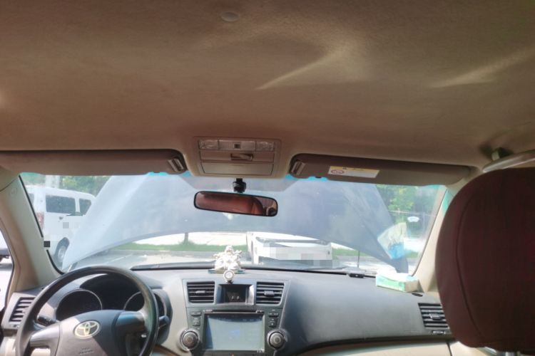 Used Toyota Highlander 2012 2.7L Two-Wheel Drive 7-Seater Elite Edition Headliner