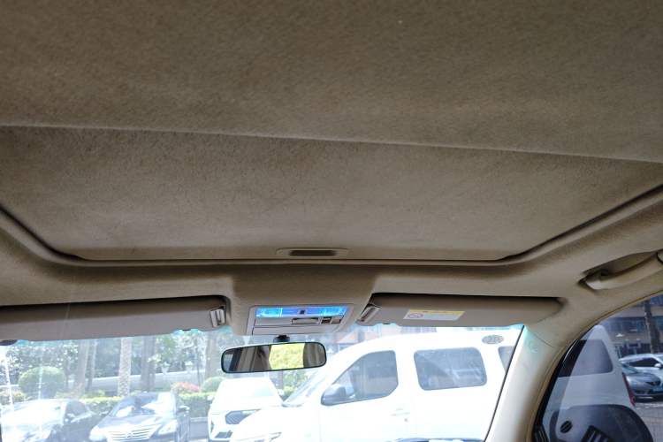 Used Toyota Highlander 2012 2.7L Two-Wheel Drive 7-Seater Luxury Edition Headliner