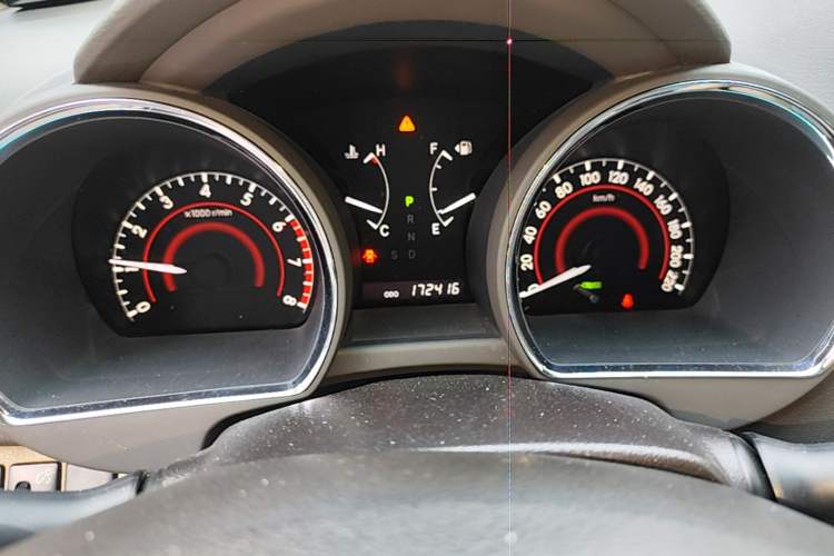 Used Toyota Highlander 2012 2.7L Two-Wheel Drive 7-Seater Luxury Edition Instrument Cluster