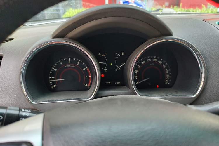 Used Toyota Highlander 2012 2.7L Two-Wheel Drive 7-Seater Elite Edition Instrument Cluster
