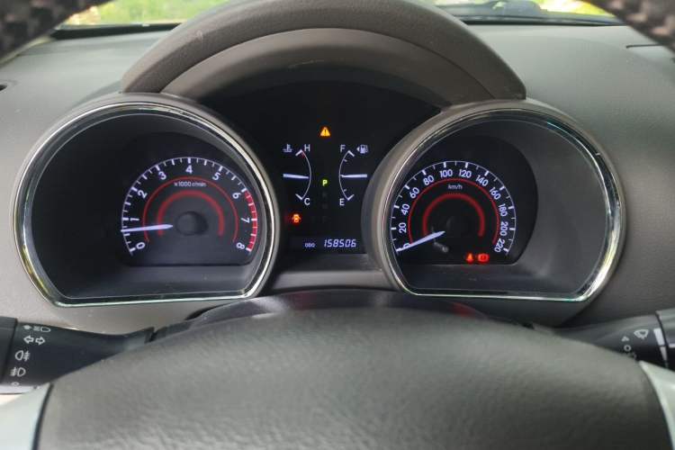 Used Toyota Highlander 2012 2.7L Two-Wheel Drive 5-Seater Sport Edition Instrument Cluster