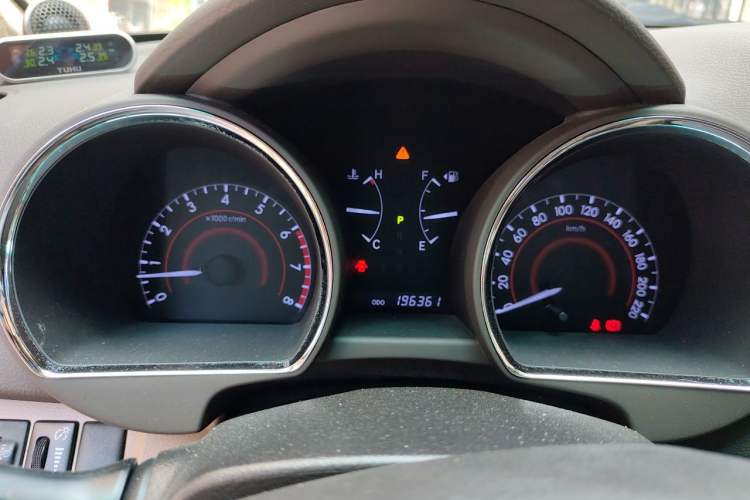 Used Toyota Highlander 2012 2.7L Two-Wheel Drive 7-Seater Luxury Edition Instrument Cluster