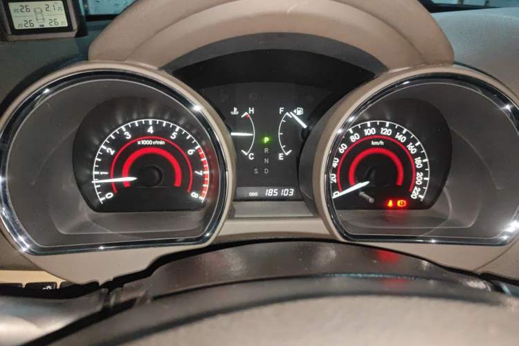 Used Toyota Highlander 2012 2.7L Two-Wheel Drive 5-Seater Sport Edition Instrument Cluster