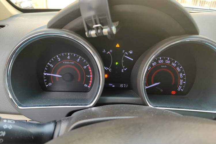 Used Toyota Highlander 2012 2.7L Two-Wheel Drive 7-Seater Luxury Edition Instrument Cluster