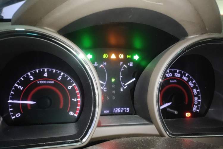 Used Toyota Highlander 2012 2.7L Two-Wheel Drive 7-Seater Luxury Edition Instrument Cluster