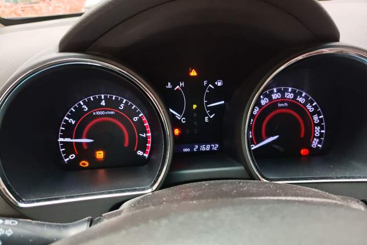 Used Toyota Highlander 2012 2.7L Two-Wheel Drive 7-Seater Luxury Edition Instrument Cluster