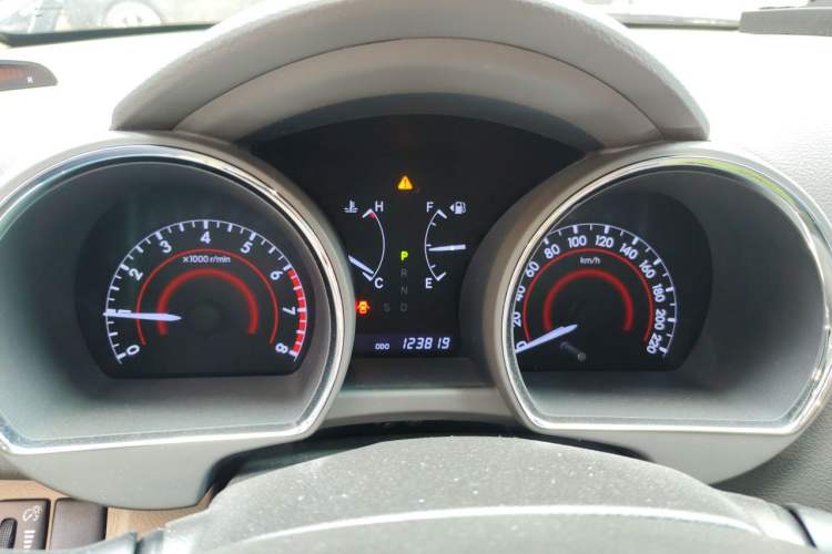 Used Toyota Highlander 2012 2.7L Two-Wheel Drive 7-Seater Luxury Edition Instrument Cluster