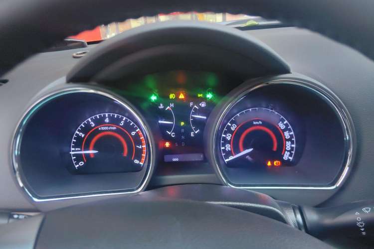 Used Toyota Highlander 2012 2.7L Two-Wheel Drive 5-Seater Sport Edition Instrument Cluster