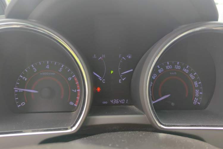 Used Toyota Highlander 2012 2.7L Two-Wheel Drive 7-Seater Elite Edition Instrument Cluster