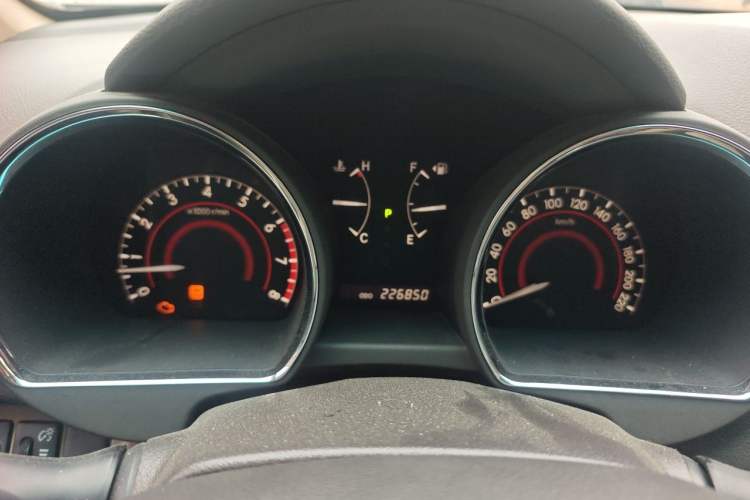 Used Toyota Highlander 2012 2.7L Two-Wheel Drive 7-Seater Luxury Edition Instrument Cluster