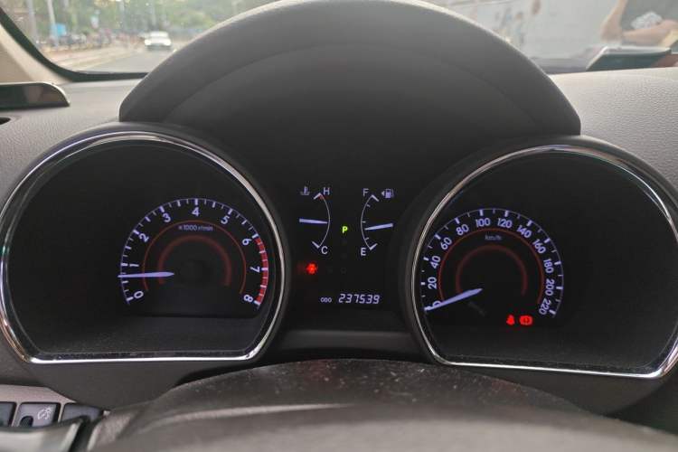 Used Toyota Highlander 2012 2.7L Two-Wheel Drive 7-Seater Elite Edition Instrument Cluster