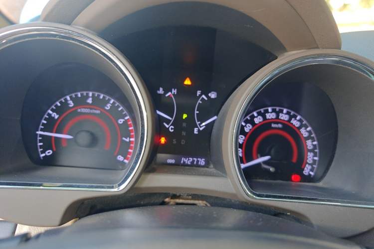 Used Toyota Highlander 2012 2.7L Two-Wheel Drive 7-Seater Luxury Edition Instrument Cluster
