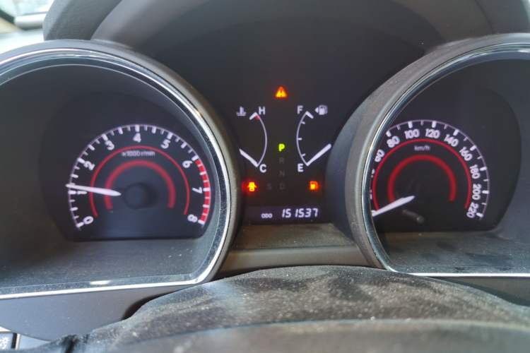 Used Toyota Highlander 2012 2.7L Two-Wheel Drive 7-Seater Luxury Edition Instrument Cluster