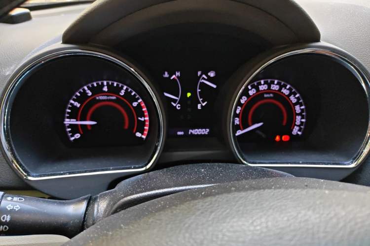 Used Toyota Highlander 2012 2.7L Two-Wheel Drive 7-Seater Luxury Edition Instrument Cluster