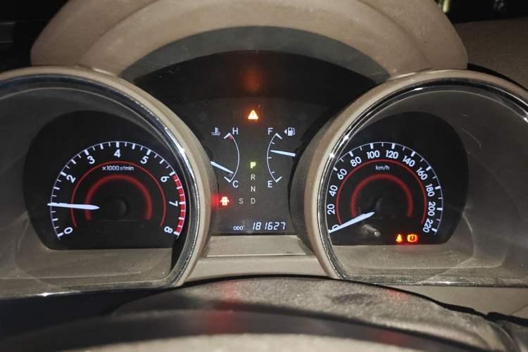 Used Toyota Highlander 2012 2.7L Two-Wheel Drive 7-Seater Luxury Edition Instrument Cluster