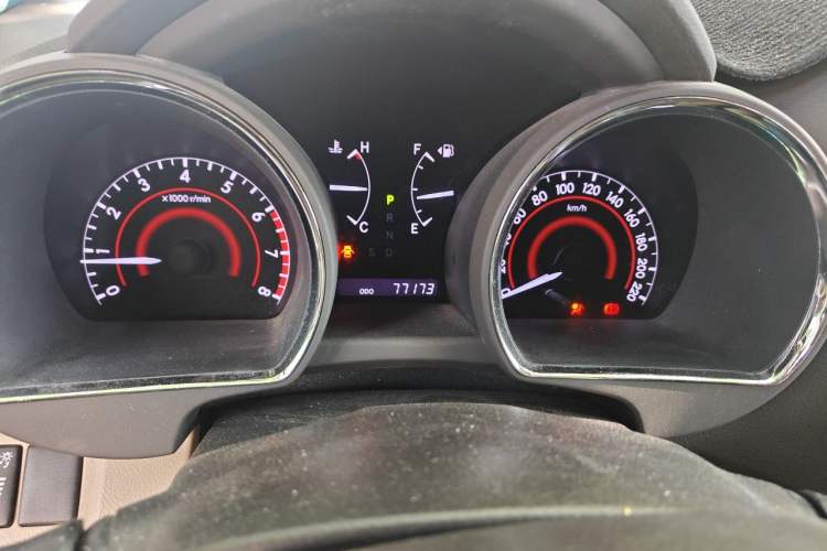 Used Toyota Highlander 2012 2.7L Two-Wheel Drive 7-Seater Luxury Edition Instrument Cluster