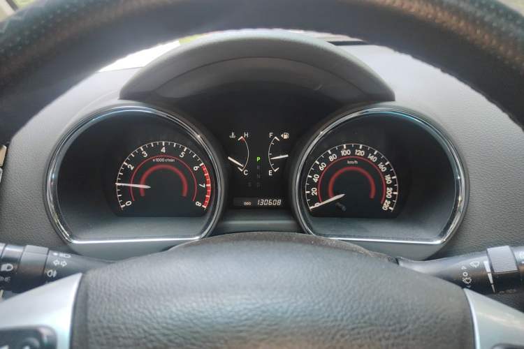 Used Toyota Highlander 2012 2.7L Two-Wheel Drive 7-Seater Luxury Edition Instrument Cluster