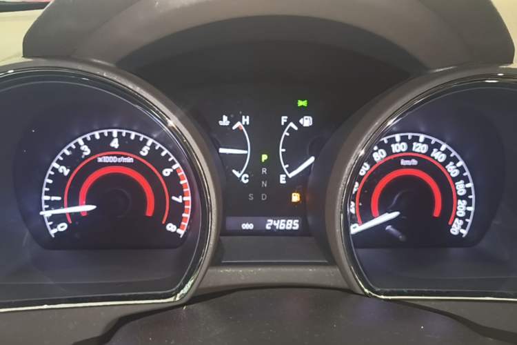 Used Toyota Highlander 2012 2.7L Two-Wheel Drive 7-Seater Luxury Edition Instrument Cluster
