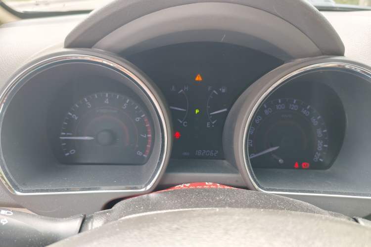 Used Toyota Highlander 2012 2.7L Two-Wheel Drive 7-Seater Luxury Edition Instrument Cluster
