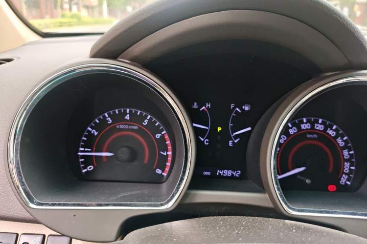 Used Toyota Highlander 2012 2.7L Two-Wheel Drive 7-Seater Luxury Edition Instrument Cluster