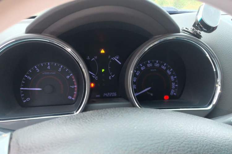 Used Toyota Highlander 2012 2.7L Two-Wheel Drive 7-Seater Luxury Edition Instrument Cluster