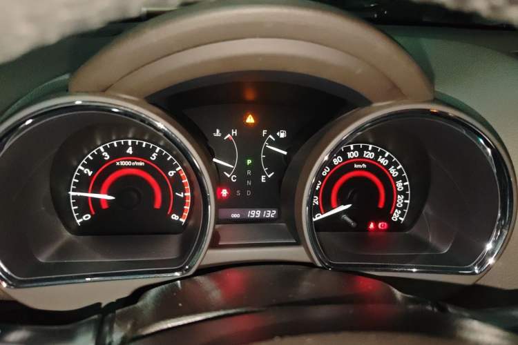 Used Toyota Highlander 2012 2.7L Two-Wheel Drive 7-Seater Luxury Edition Instrument Cluster