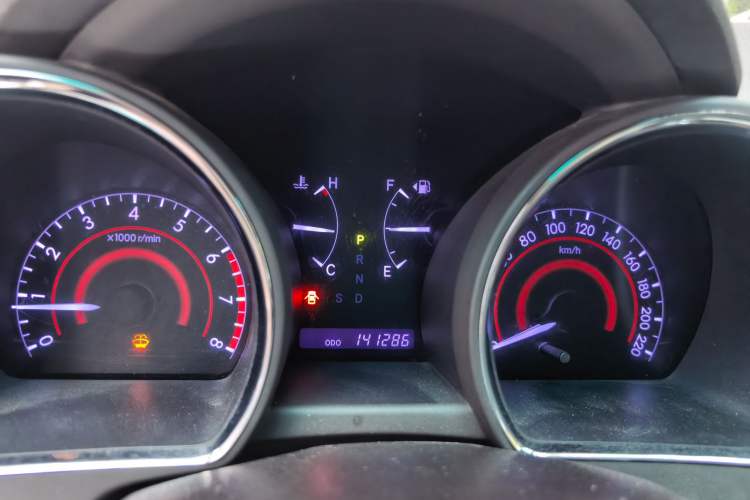 Used Toyota Highlander 2012 2.7L Two-Wheel Drive 7-Seater Elite Edition Instrument Cluster