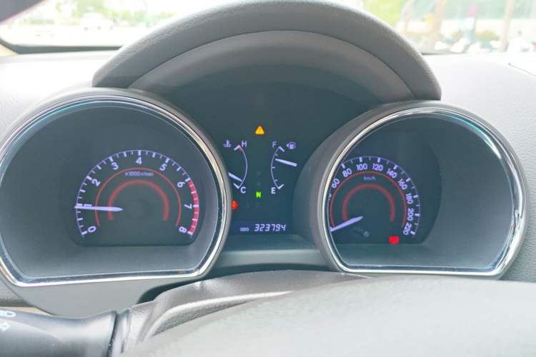 Used Toyota Highlander 2012 2.7L Two-Wheel Drive 7-Seater Luxury Edition Instrument Cluster