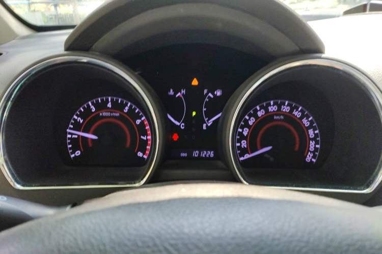 Used Toyota Highlander 2012 2.7L Two-Wheel Drive 7-Seater Luxury Edition Instrument Cluster