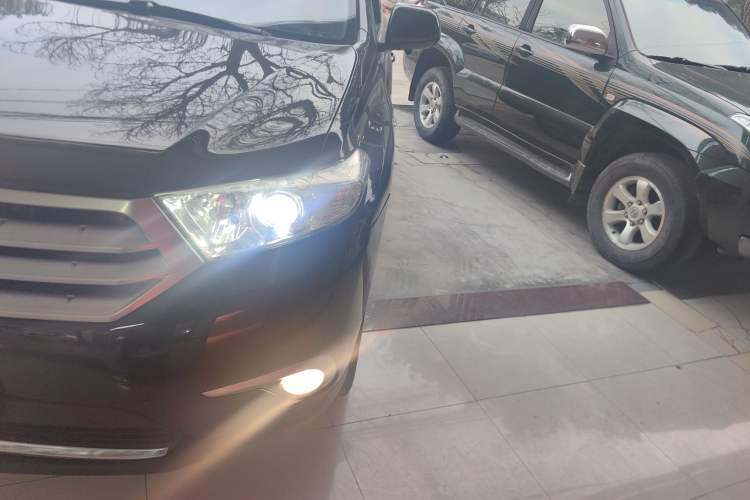 Used Toyota Highlander 2012 2.7L Two-Wheel Drive 5-Seater Sport Edition Left Front Headlight