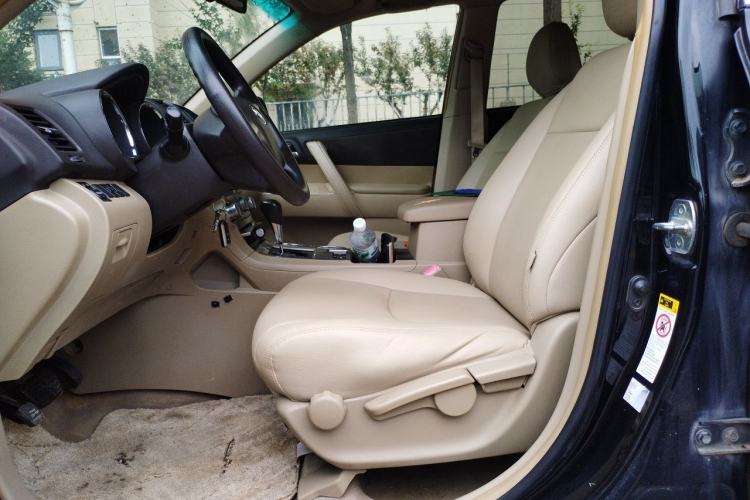 Used Toyota Highlander 2012 3.5L 4x4 7-Seater Elite Edition Left Front Seat