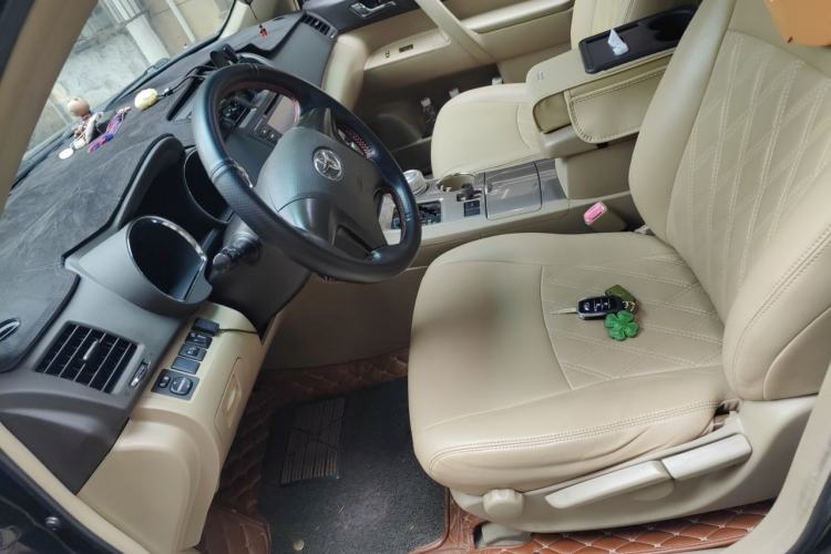 Used Toyota Highlander 2012 2.7L Two-Wheel Drive 7-Seater Elite Edition Left Front Seat