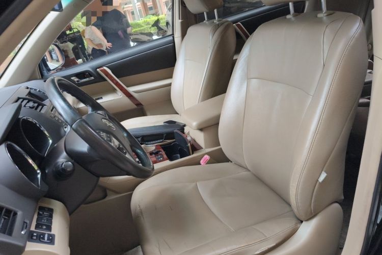 Used Toyota Highlander 2012 3.5L 4x4 7-Seater Ultimate Edition Left Front Seat