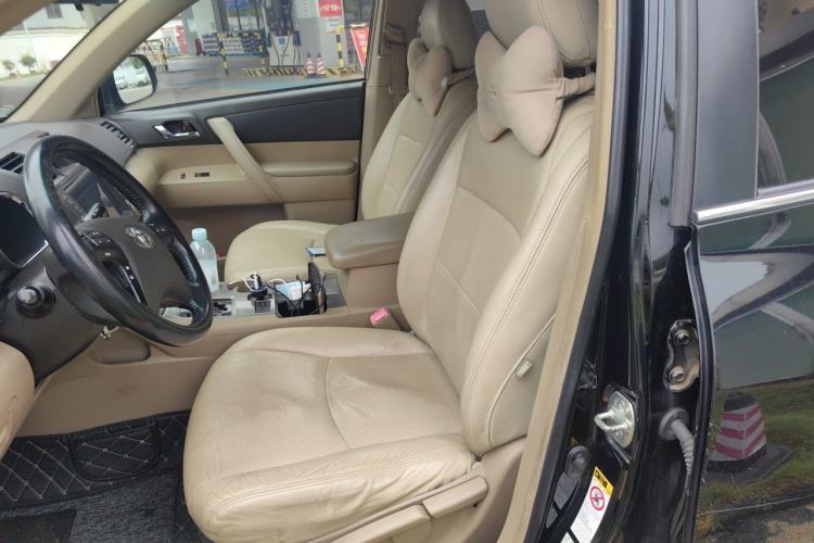 Used Toyota Highlander 2012 2.7L Two-Wheel Drive 7-Seater Elite Edition Left Front Seat
