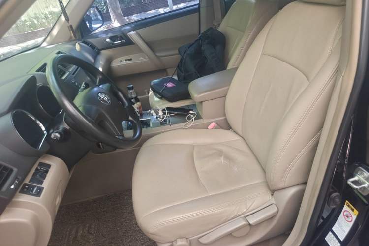 Used Toyota Highlander 2012 2.7L 2WD 5-Seater Elite Edition Left Front Seat