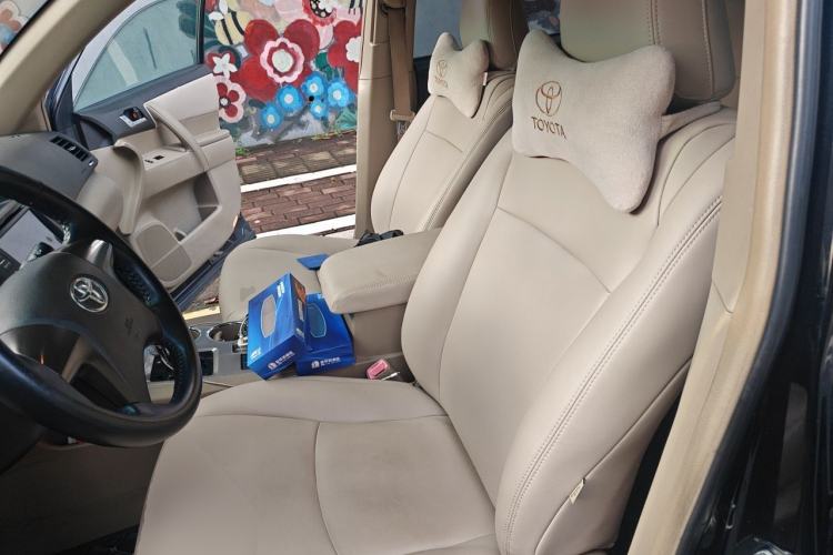 Used Toyota Highlander 2012 2.7L Two-Wheel Drive 7-Seater Elite Edition Left Front Seat