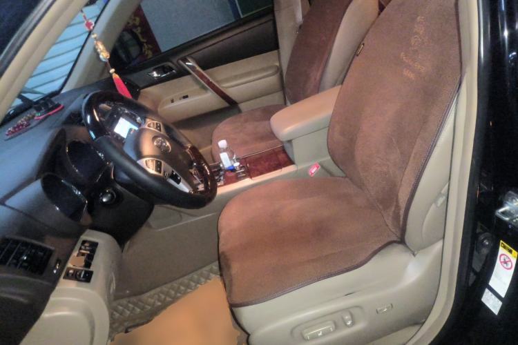 Used Toyota Highlander 2012 2.7L Two-Wheel Drive 7-Seater Ultimate Edition Left Front Seat