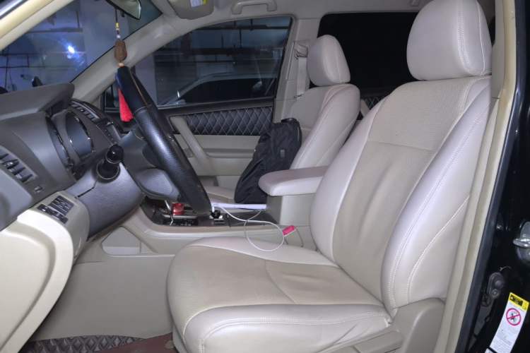 Used Toyota Highlander 2012 2.7L 2WD 5-Seater Elite Edition Left Front Seat