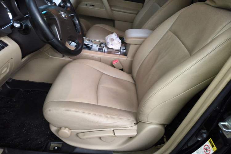 Used Toyota Highlander 2012 2.7L 2WD 5-Seater Elite Edition Left Front Seat