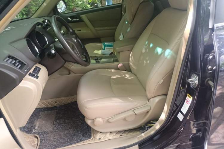 Used Toyota Highlander 2012 2.7L 2WD 5-Seater Elite Edition Left Front Seat
