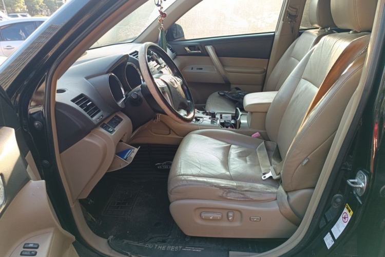 Used Toyota Highlander 2012 3.5L 4x4 7-Seater Luxury Edition Left Front Seat