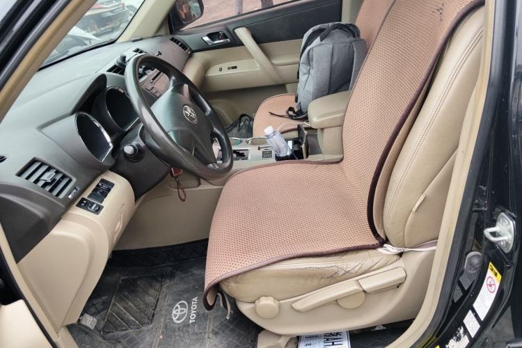 Used Toyota Highlander 2012 2.7L Two-Wheel Drive 7-Seater Elite Edition Left Front Seat