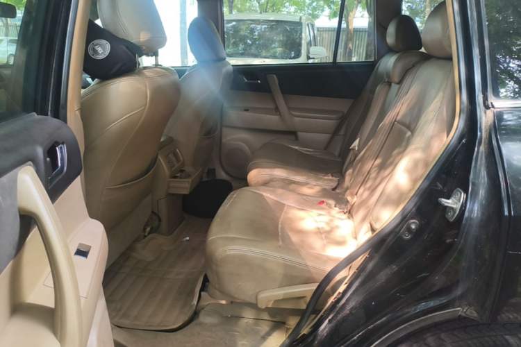 Used Toyota Highlander 2012 2.7L 2WD 5-Seater Elite Edition Left Rear Seat