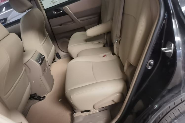 Used Toyota Highlander 2012 3.5L 4x4 7-Seater Elite Edition Left Rear Seat