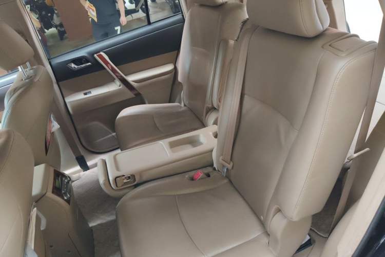 Used Toyota Highlander 2012 3.5L 4x4 7-Seater Ultimate Edition Left Rear Seat