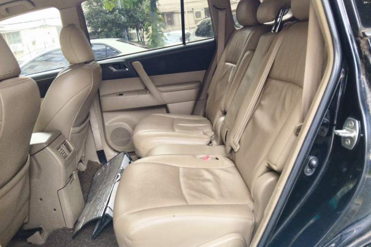 Used Toyota Highlander 2012 2.7L 2WD 5-Seater Elite Edition Left Rear Seat