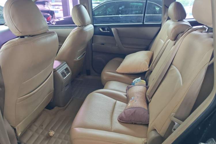 Used Toyota Highlander 2012 2.7L 2WD 5-Seater Elite Edition Left Rear Seat