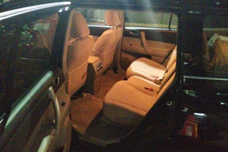 Used Toyota Highlander 2012 2.7L Two-Wheel Drive 7-Seater Elite Edition Left Rear Seat