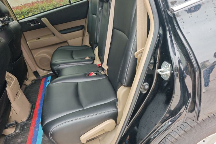 Used Toyota Highlander 2012 2.7L 2WD 5-Seater Elite Edition Left Rear Seat